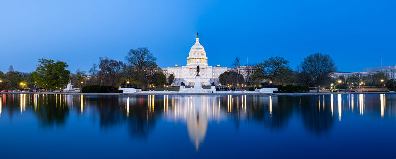 Capitol Building DC Long expo panorama.jpg